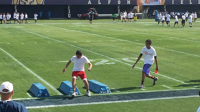 面临现实问 面临现实问